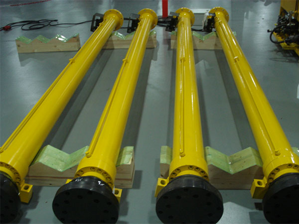 Long stroke jacking hydraulic cylinder